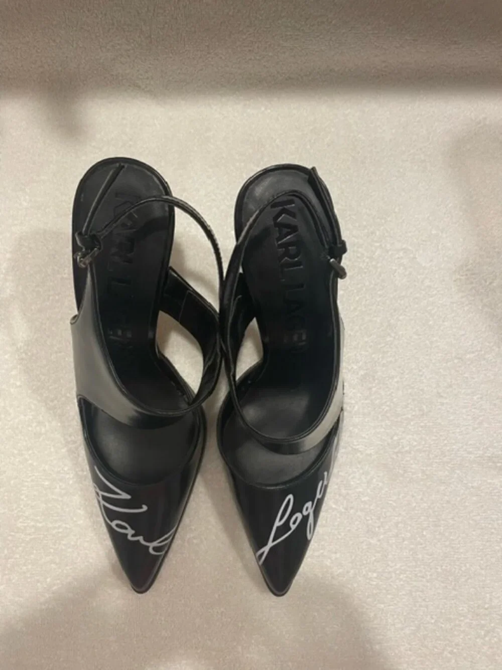 KARL LAGERFELD PARIS Black Pointed Toe White Logo Leather Slingback Pumps 7.5